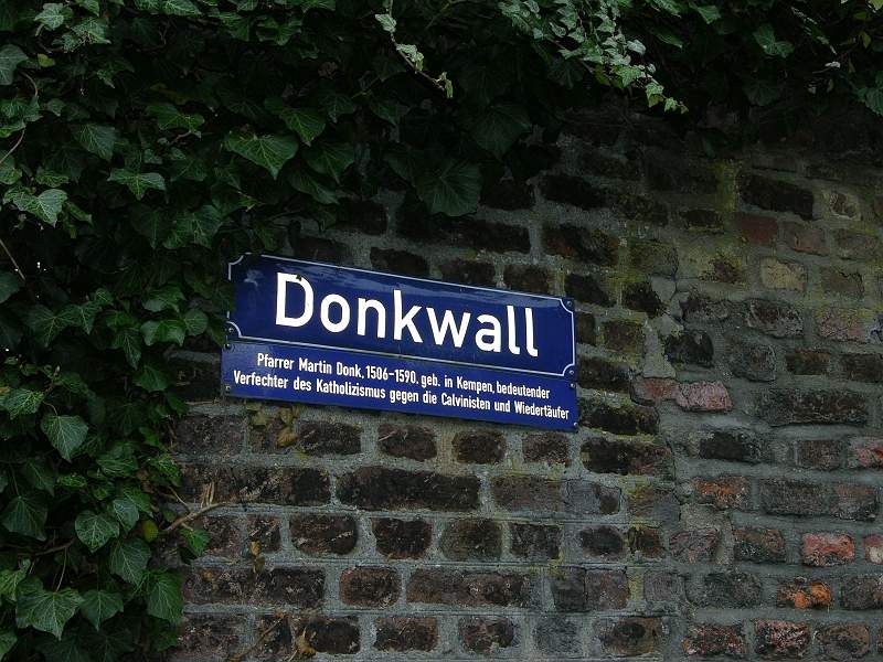 Donkwall.jpg